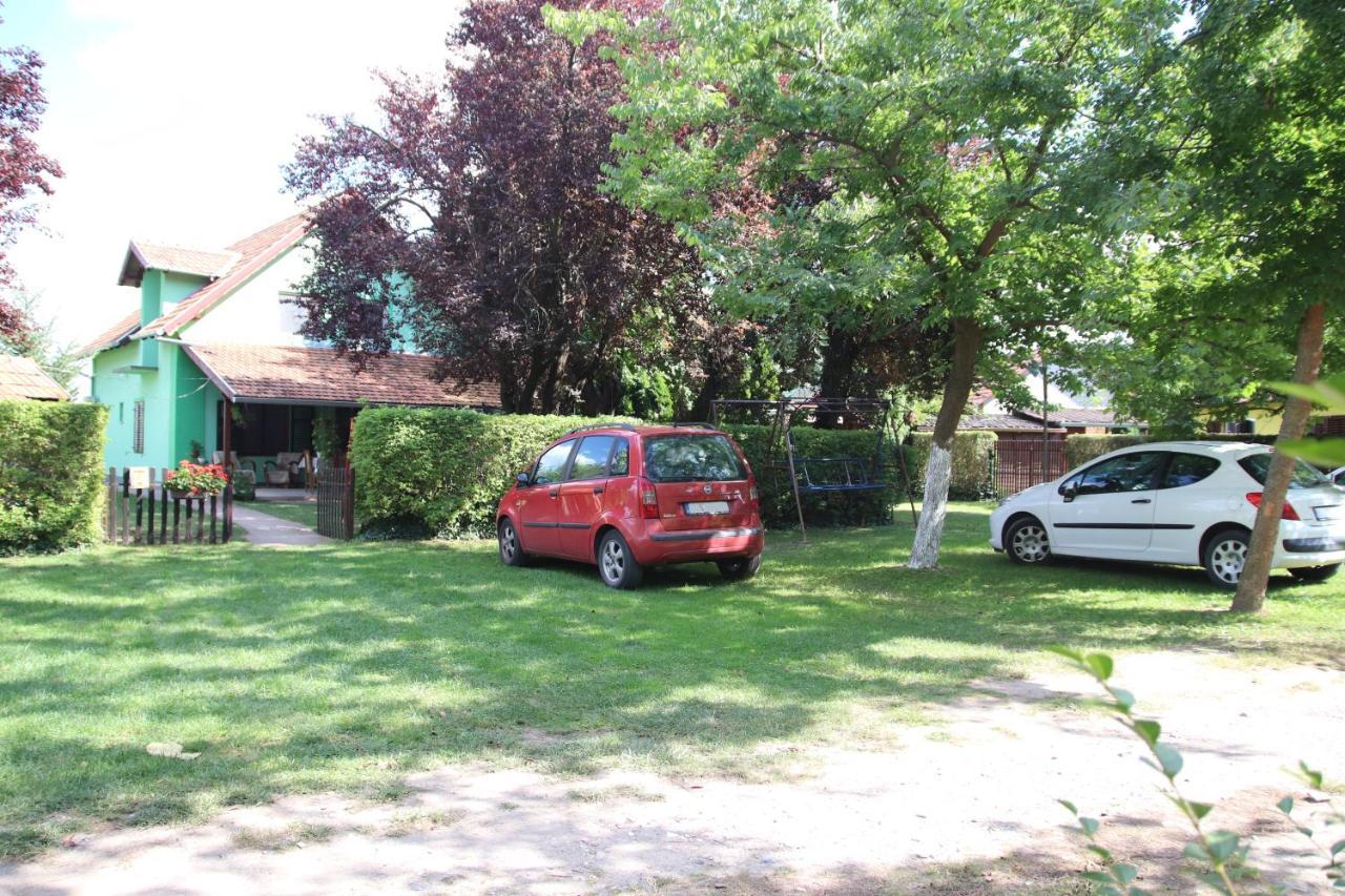 Charming Studio Masa Palić Exteriör bild