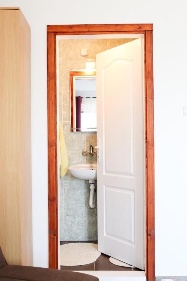 Charming Studio Masa Palić Exteriör bild